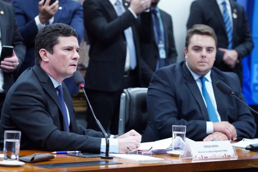 Oposição pede CPI para investigar suposta articulação entre procuradores e Moro na Lava Jato