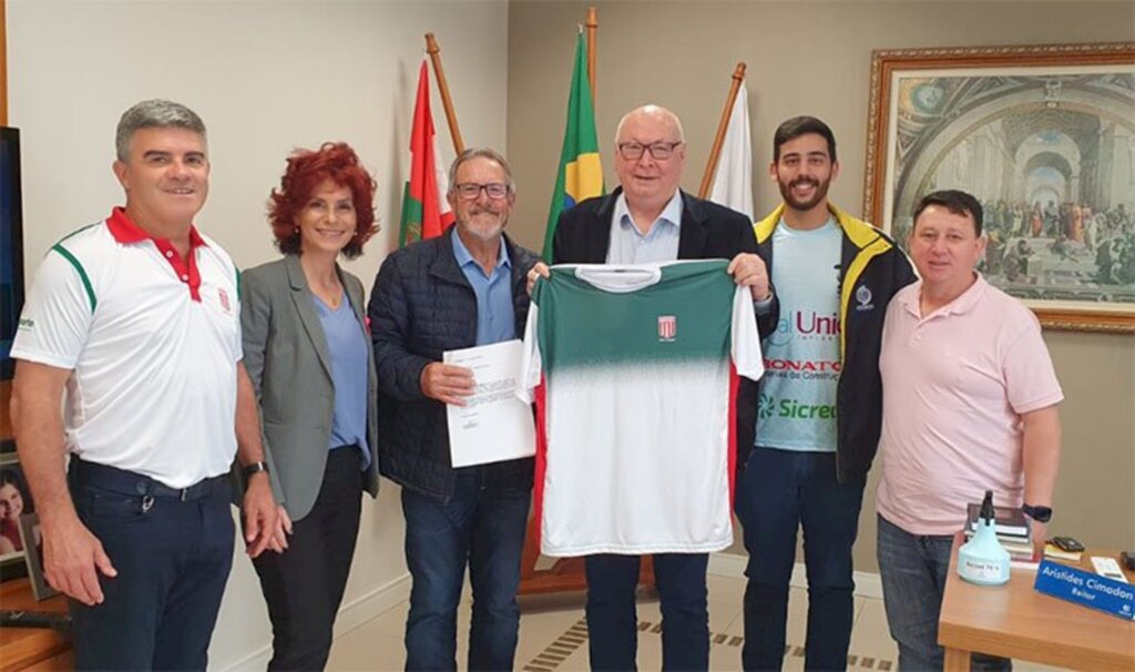 Representantes da FCDU se reúnem com o Reitor da Unoesc para tratar dos JUCs 2023