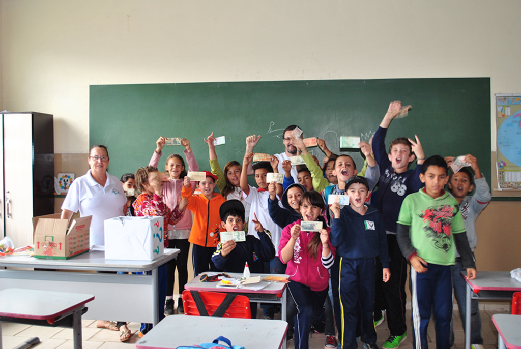 Formando do curso de Pedagogia da Uniplac realiza estágio voltado à Educação Ambiental