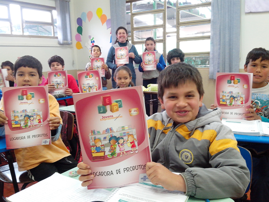 Escolas Municipais de Pinhal da Serra implantaram  o programa 'Jovens Empreendedores Primeiros Passo