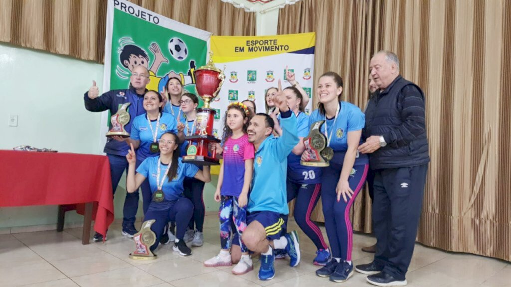 Capinzal conquista Taça de Ouro Feminino em Salto Veloso