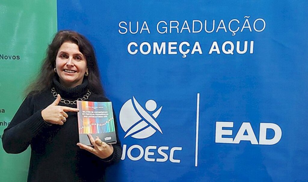 Assessoria de Imprensa - Marketing e Comunicação Unoesc Joaçaba - Professora Patrícia Aparecida Pedroso foi a idealizadora e organizadora do material.