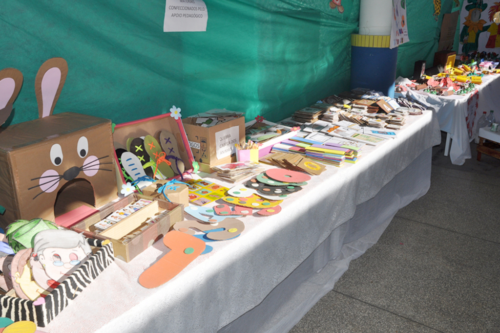 Escola faz exposição de trabalhos ecológicos