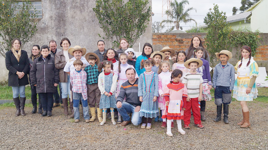 Alunos comemoraram São João com animada gincana