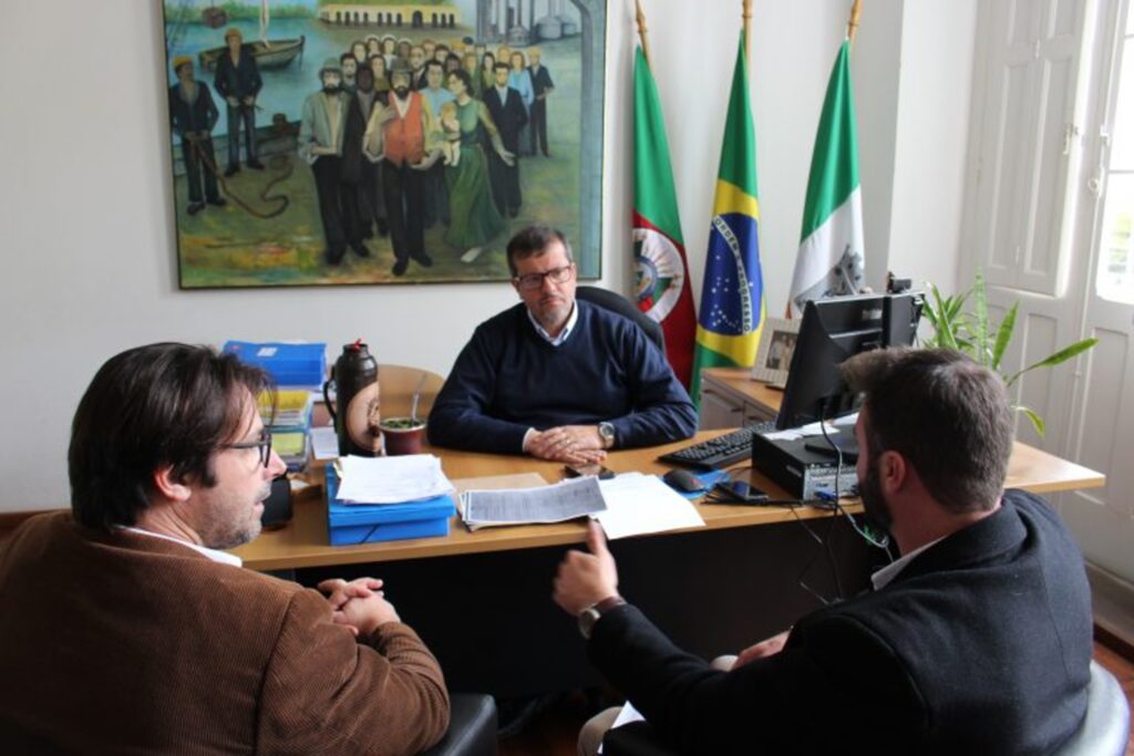 Rio Grande: Prefeito recebe Diretor Geral da Penitenciária municipal