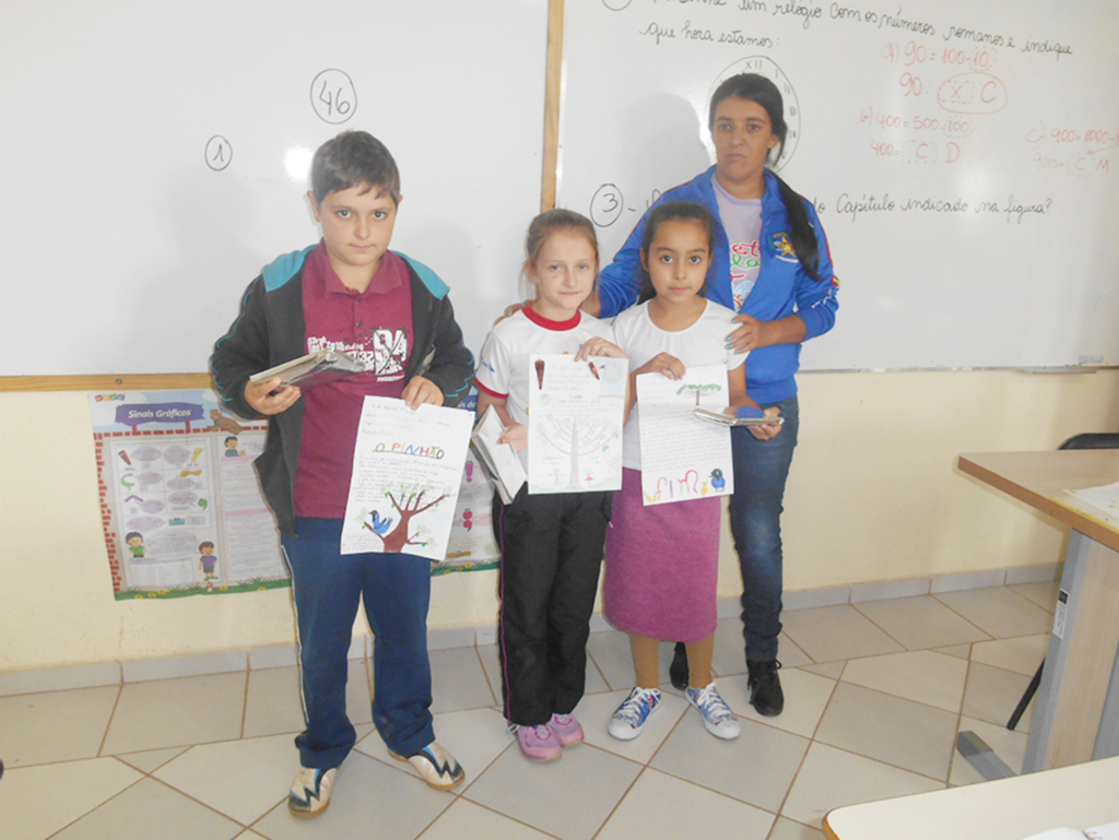 Alunos estudam costumes dos antepassados