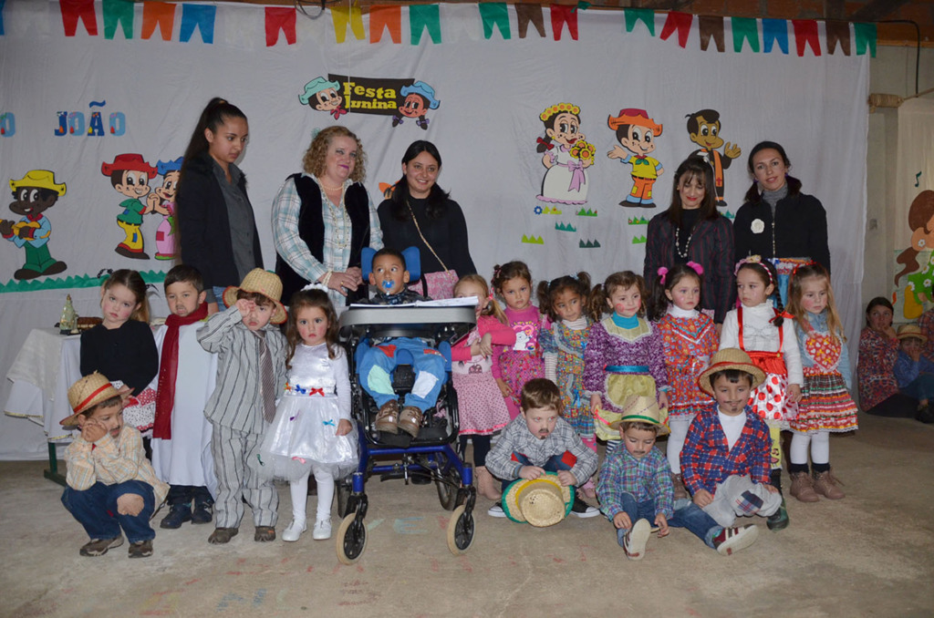 Sucesso no Festival Literário e Feira do  Livro em Esmeralda