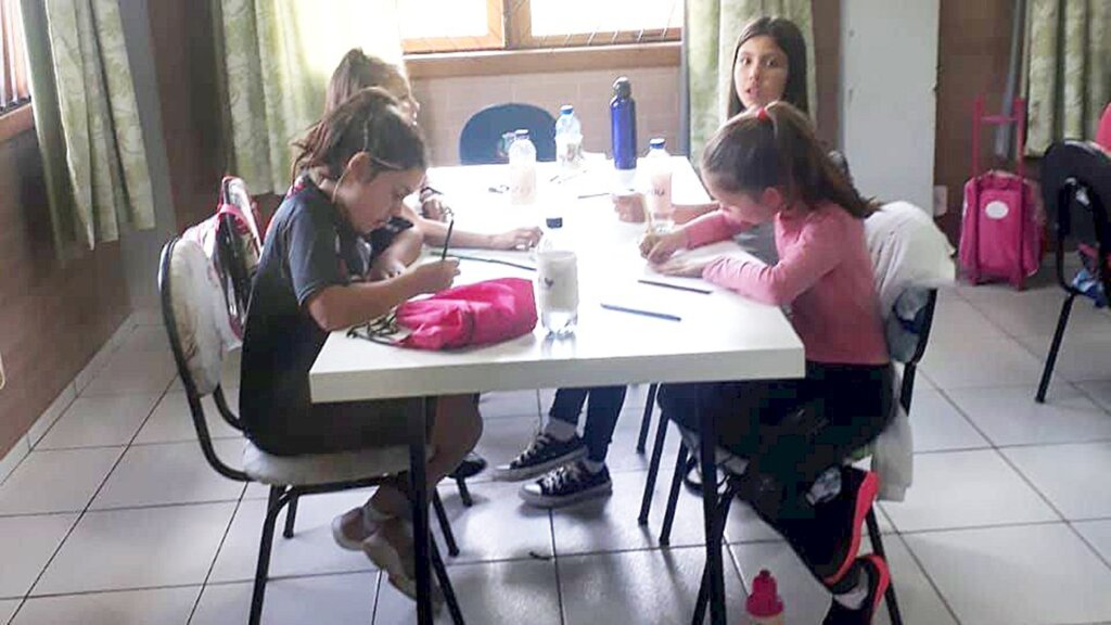 ESCOLA AGROECOLÓGICA DE CORTRATURNO ESCOLAR DE PIRATUBA, ENTRA NA SEGUNDA SEMANA DE AULAS, COM ESTUDANTES ANIMADOS NAS ATIVIDADES