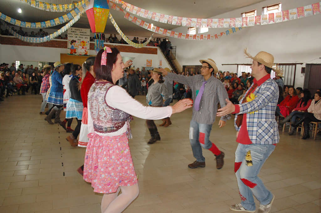 Escola Tia Braia iniciou suas atividades em Pinhal da Serra