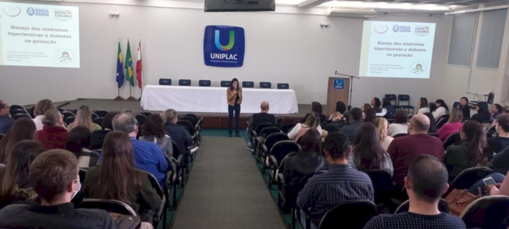 Gerência Regional de Saúde promoveu debate sobre Síndrome Hipertensiva e Diabetes Gestacional com médicos de Lages