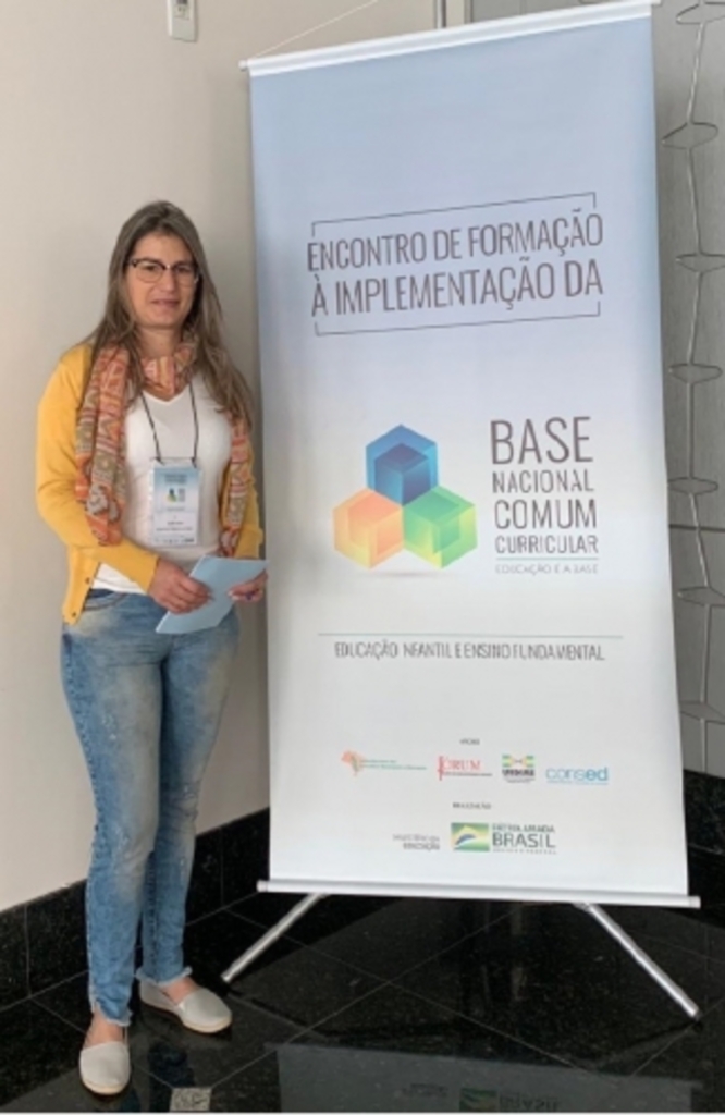 Camaquã: Professora camaquense participa de encontro da BNCC em São Paulo