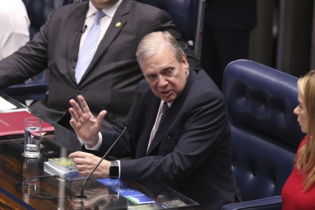Senado já tem mais de 230 emendas ao texto da reforma da Previdência