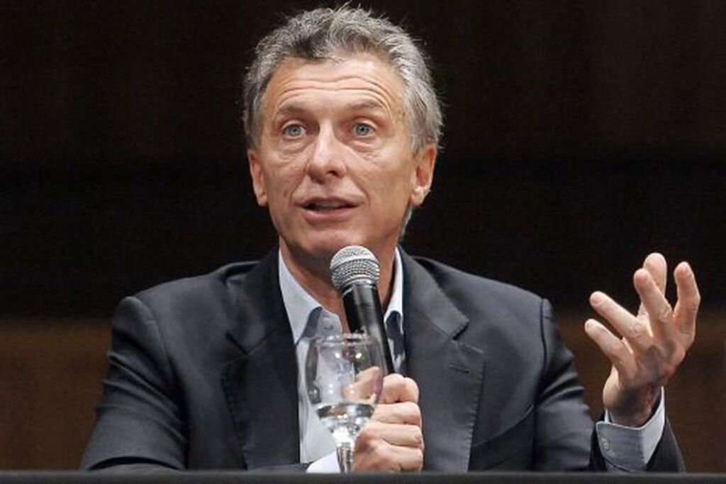 Argentina limita compra de dólares para conter desvalorização do peso