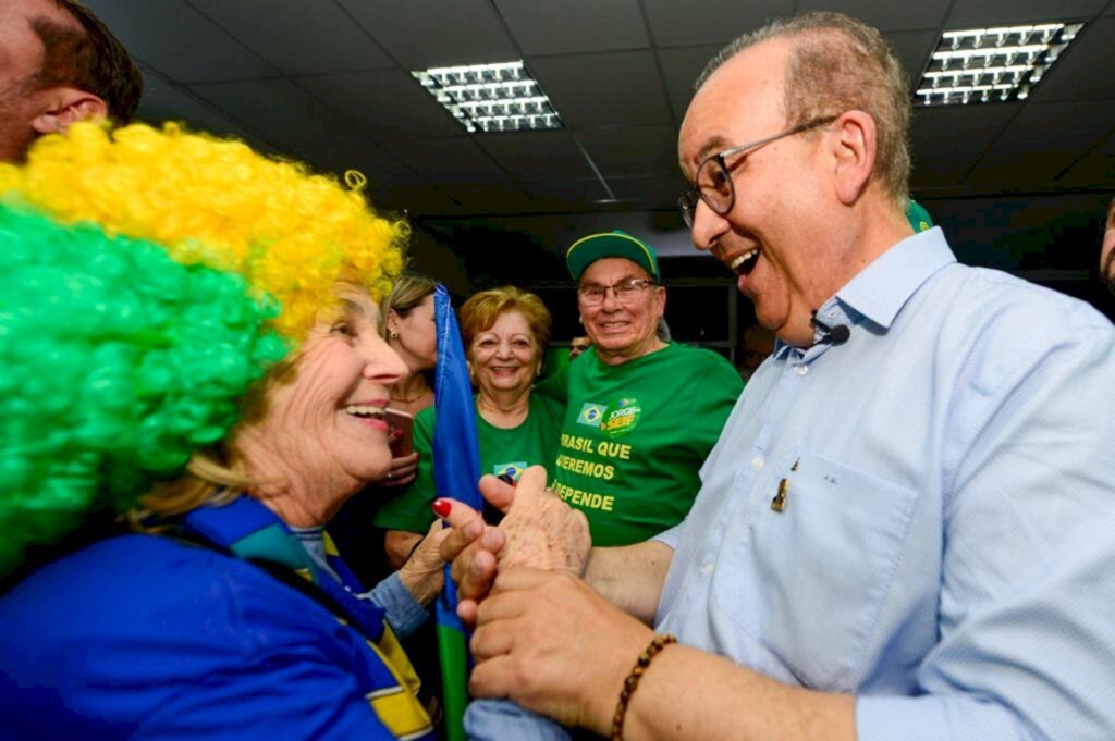 Com vídeo de apoio de Bolsonaro, Jorginho Mello é confirmado o candidato do PL ao Governo de SC