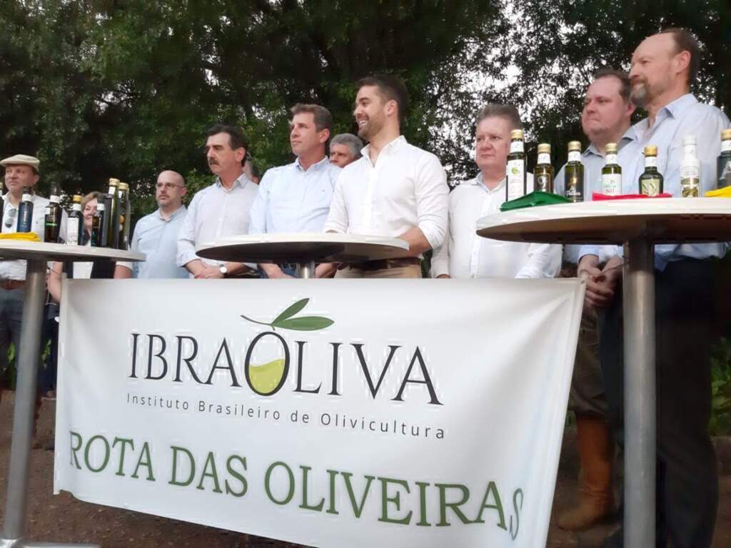 Sancionada lei que institui a Rota das Oliveiras