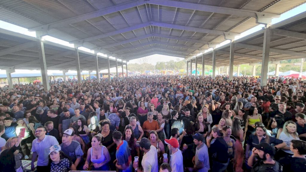 FESTA DO AGRICULTOR SUPERA EXPECTA DE PÚBLICO E CONSOLIDA EVENTO COMO UM DOS MAIORES AO LONGO DA TRAJETÓRIA DAS COMEMORAÇÕES LOCAIS.