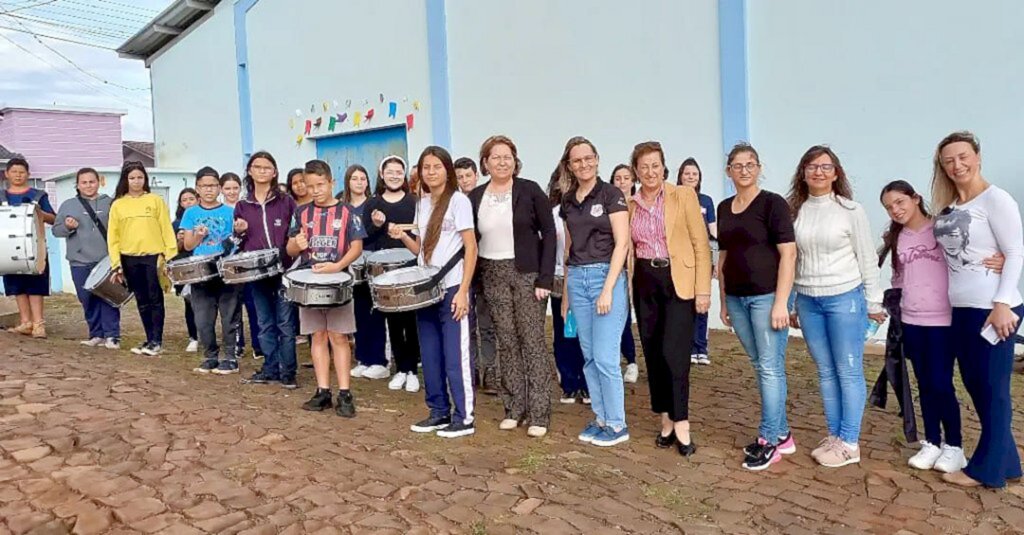 Prefeitura de Capinzal adquire instrumentos musicais