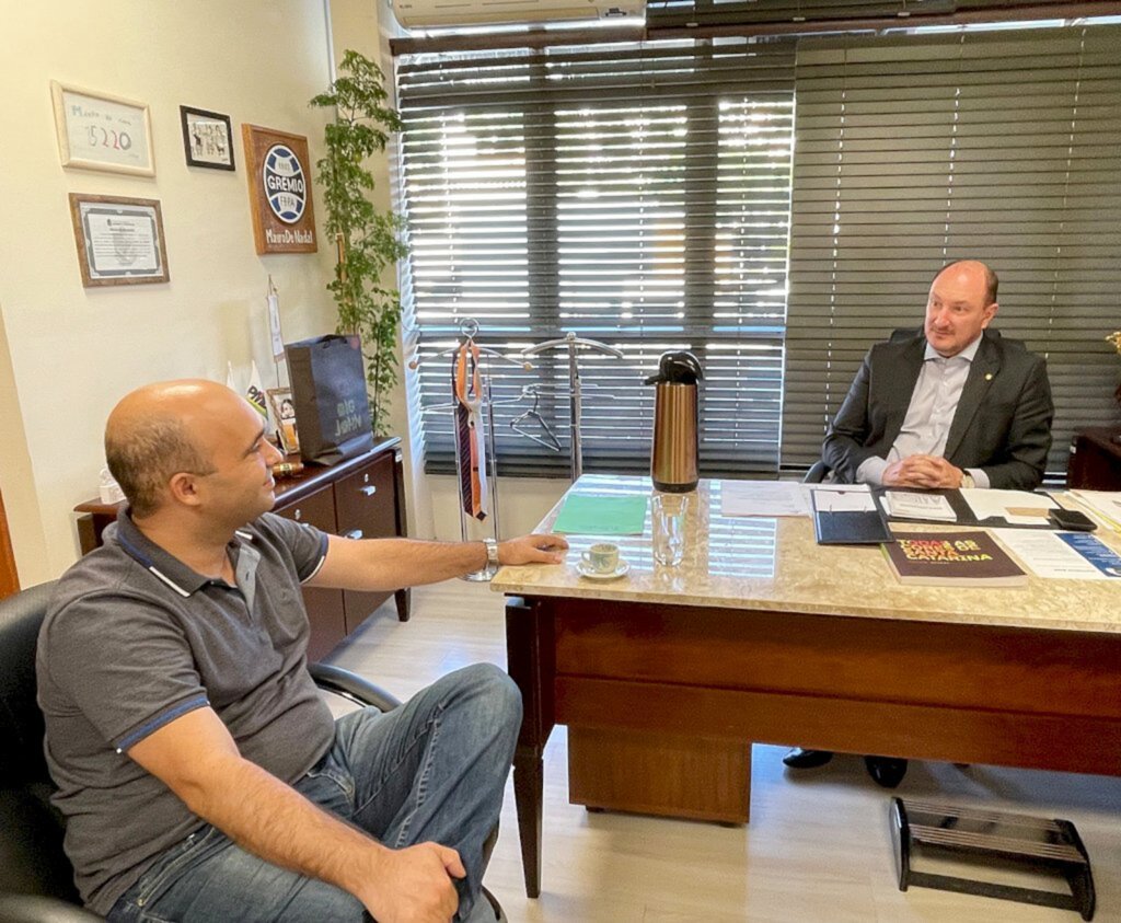  - A preocupação com as rodovias estaduais no oeste catarinense é pauta constante do deputado estadual Mauro De Nadal.