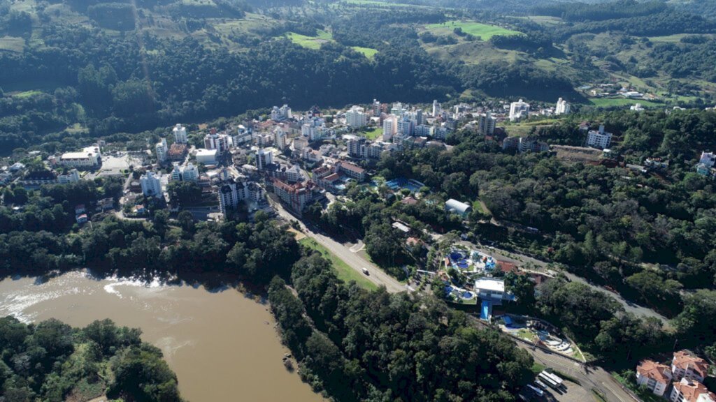 PREFEITURA DE PIRATUBA EDITA DECRETO E DEFINE PONTOS FACULTATIVOS PARA CARNAVAL.