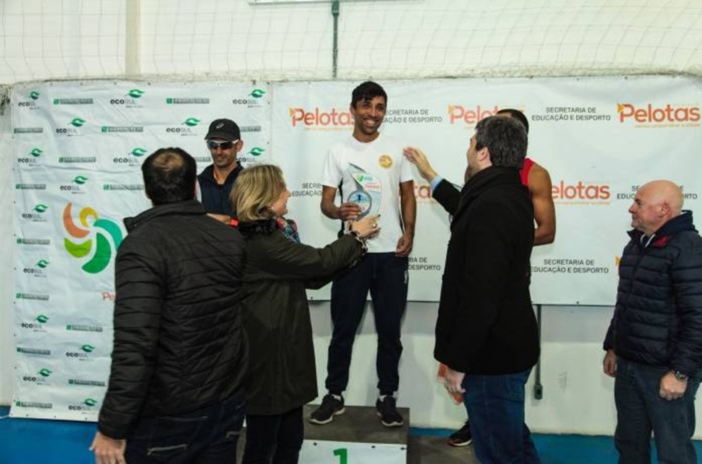 Mais de 500 atletas participam da 3ª Corrida da Cidade