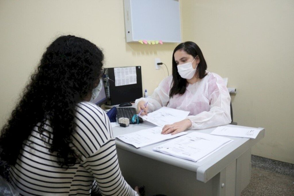 Foto: Nathalie Brasil / Semcom -- Prefeitura de Manaus - Com afastamento de servidores e aumento de casos na capital, prefeitura se antecipa para proteger a população