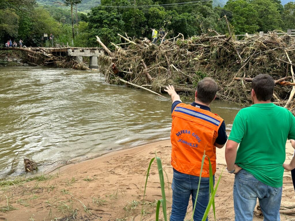 Prefeitura de Joinville libera trânsito na Estrada Quiriri após recuperação da via