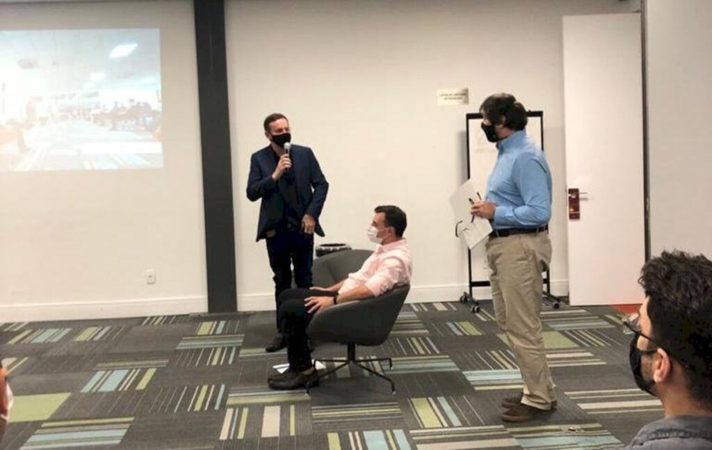 Deputado Estadual Jair Miotto ? Imprensa - Deputado Jair Miotto palestrou em evento da Acate sobre implantação do 5G em Santa Catarina