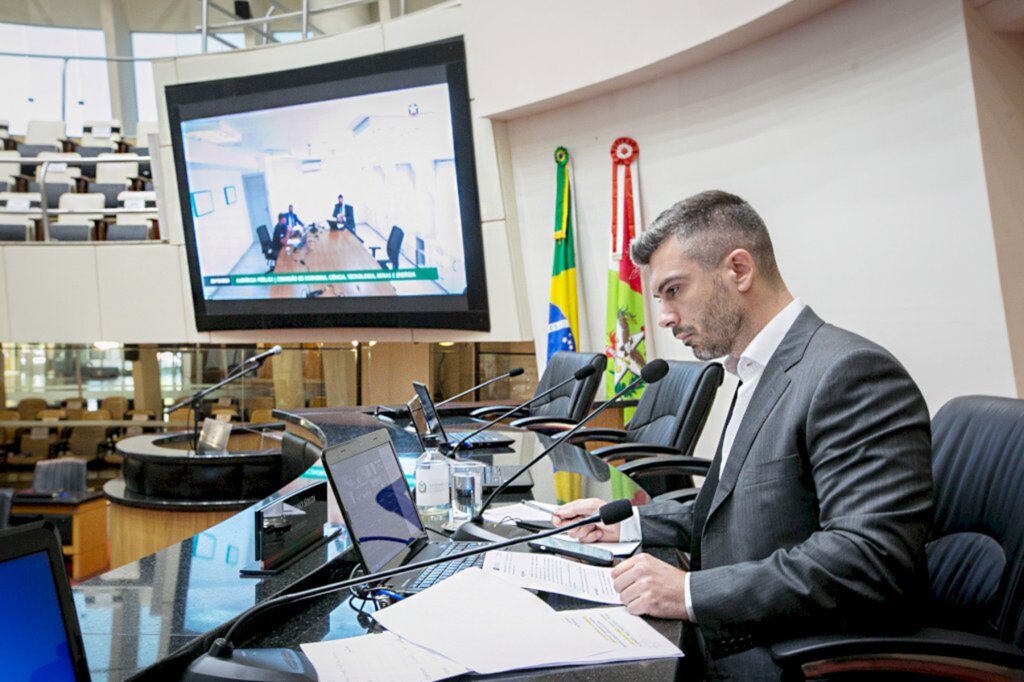 FOTO: Rodolfo Espínola / Agência AL - Deputado Bruno Souza foi o proponente da audiência pública.