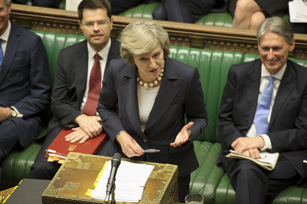 Theresa May renuncia ao cargo de primeira-ministra