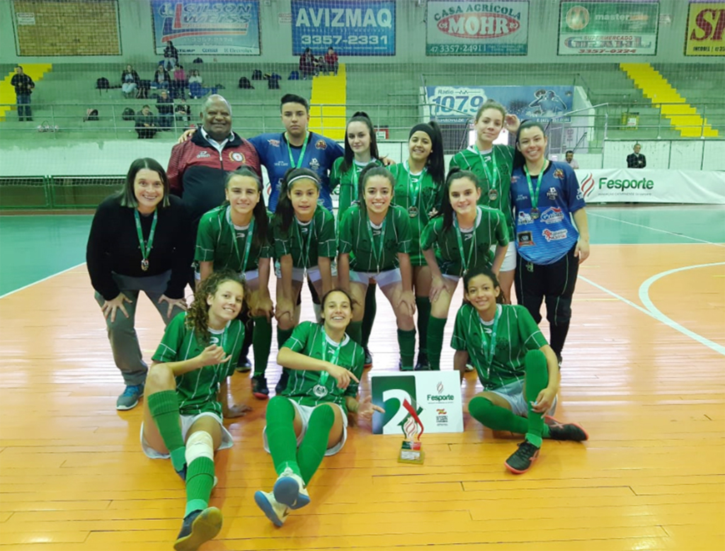 Vôlei e futsal feminino de Anita Garibaldi participaram da regional da Olesc