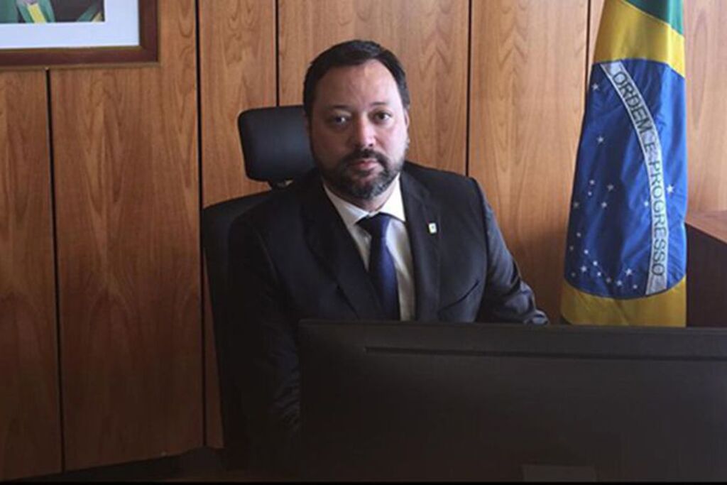 Inep tem novo presidente
