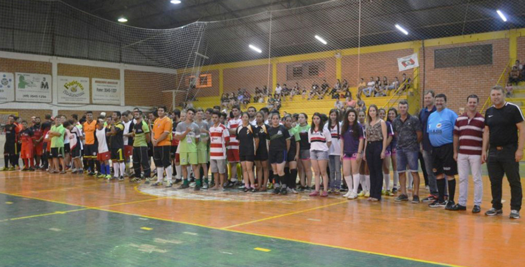 Abertura do Campeonato Municipal de Futsal movimenta final de semana