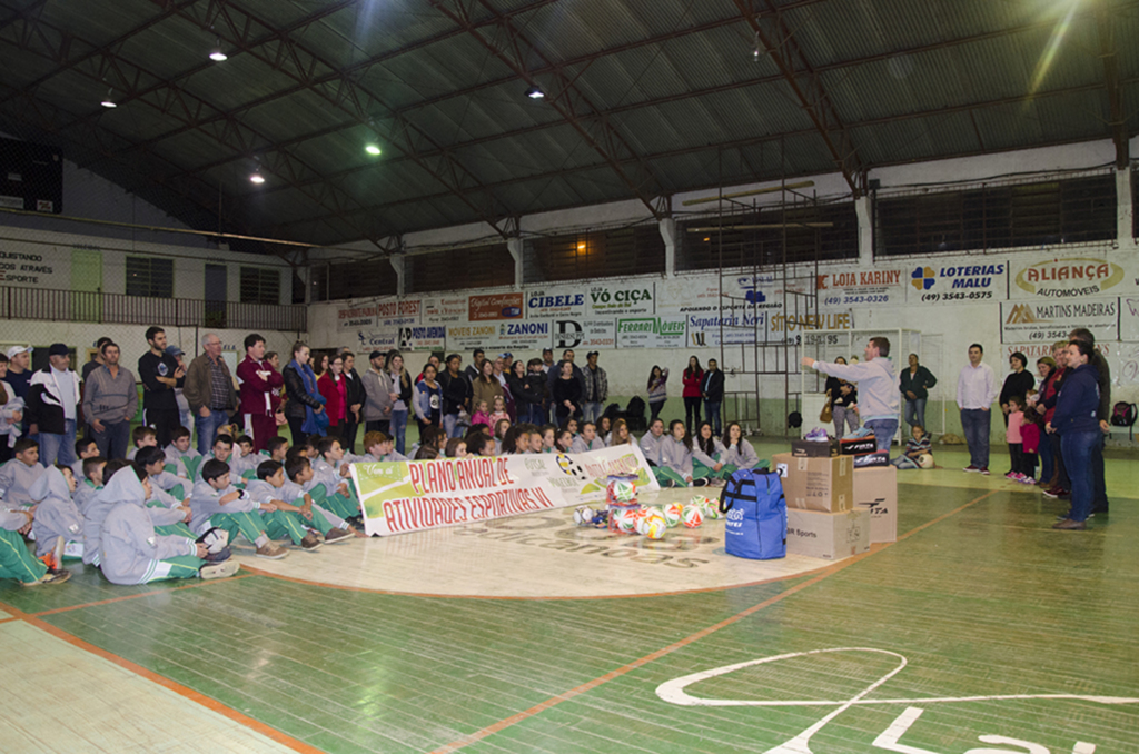 Esporte e educação unidos em prol de crianças e adolescentes