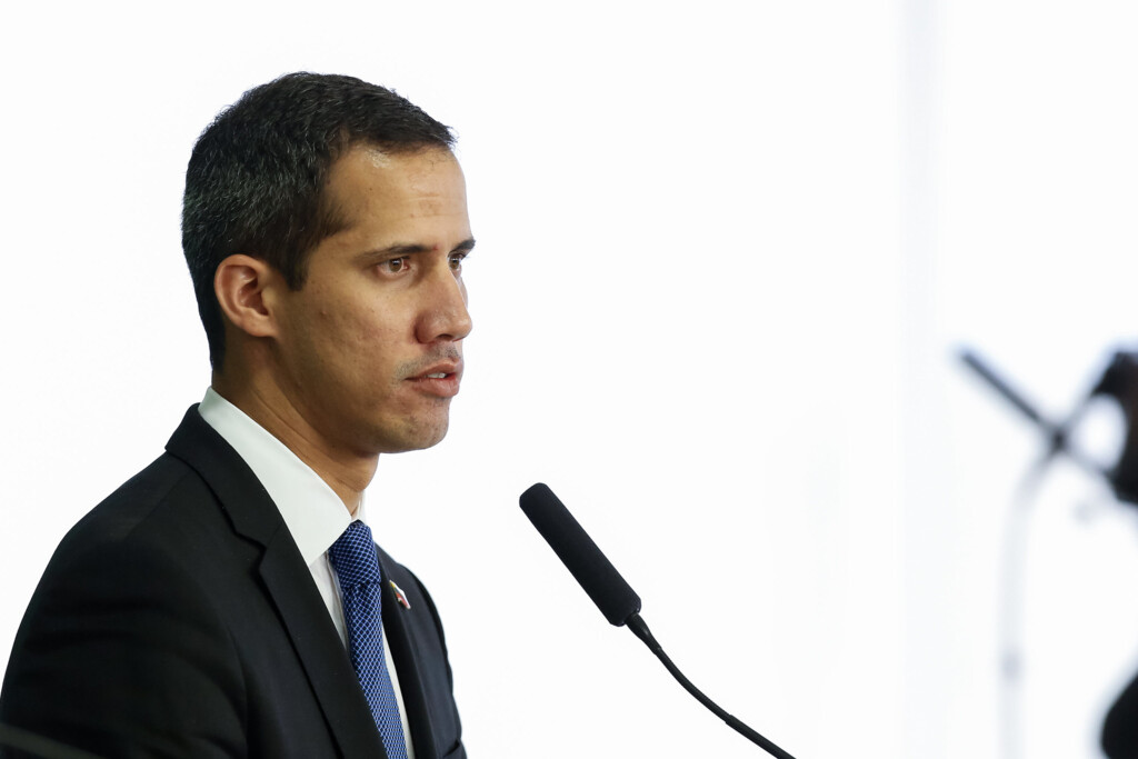 Convocação de Guaidó tem baixa adesão na Venezuela