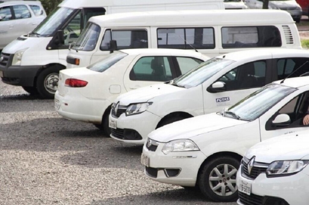 Veículos da frota desativada do Estado irão a leilão na próxima terça