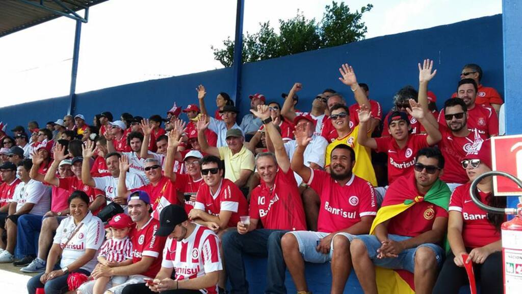 Jogo do Internacional x Glória reuniu torcedores do Colorado da Região dos Lagos