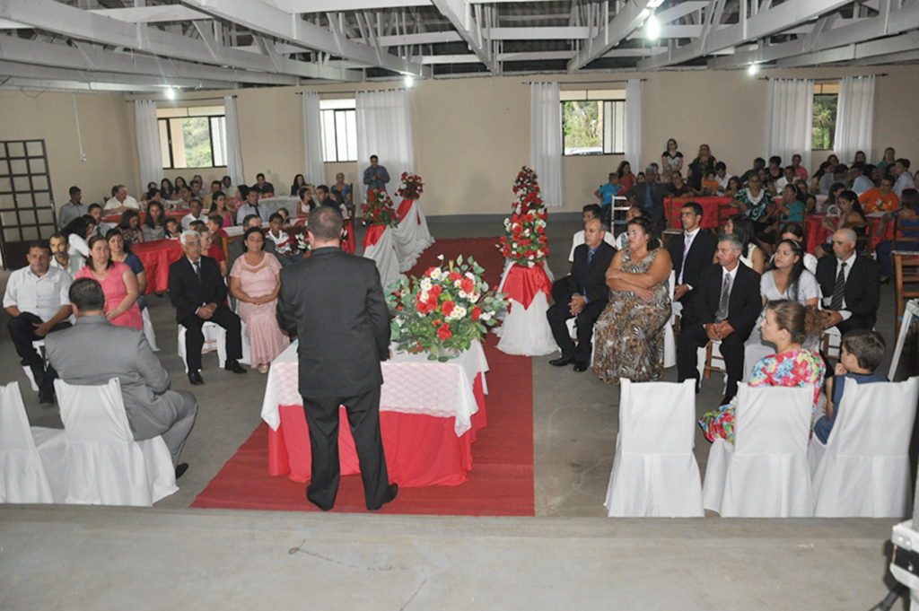 Igreja Assembleia de Deus realizou casamento coletivo em Campo Belo do Sul