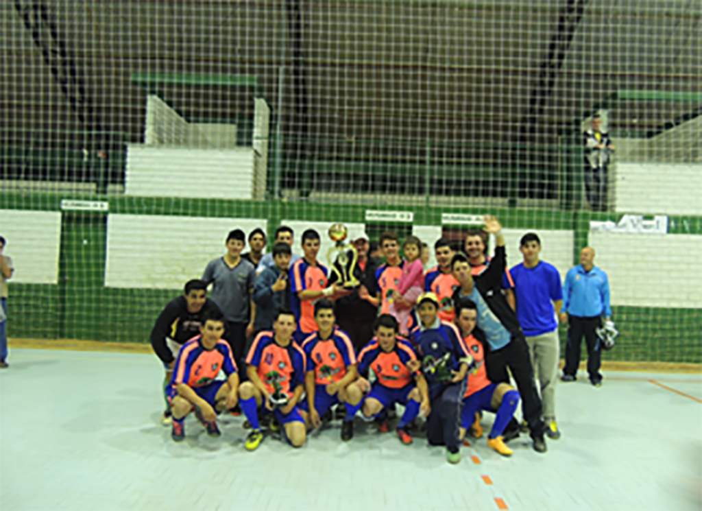 Resultado da final do Campeonato Municipal de Futsal e Voleibol misto 2015