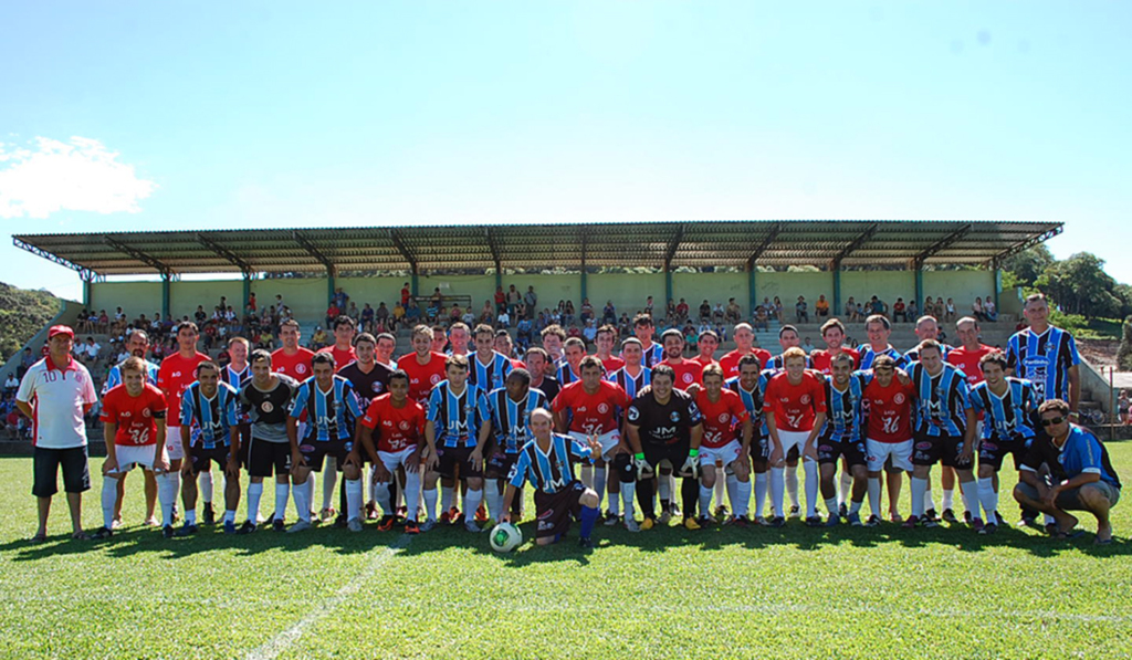 Grenal animou feriado municipal dos anitenses