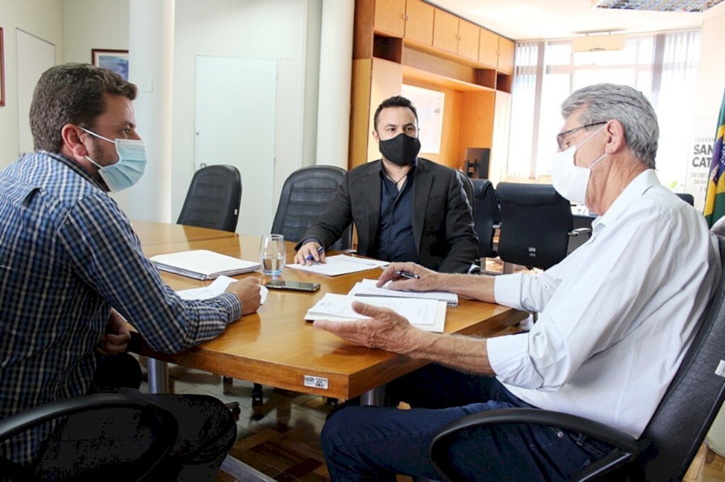 Marcius Machado é recebido na SIE, para debater infraestrutura e desenvolvimento da Serra Catarinense