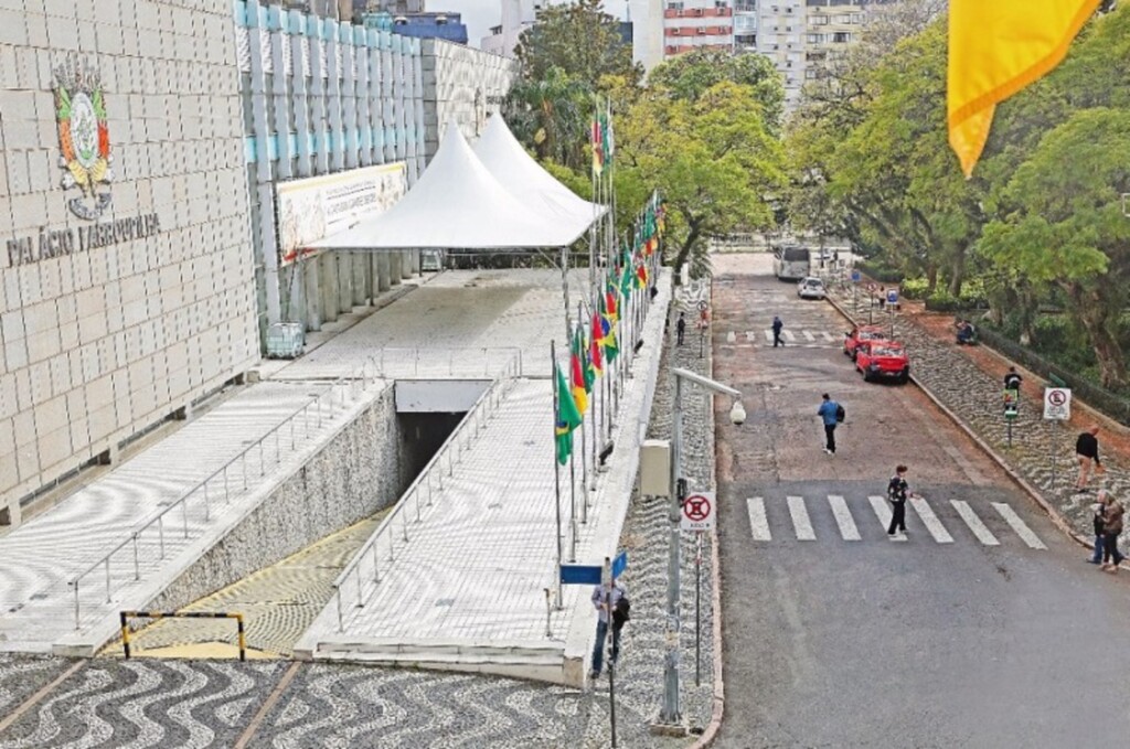Governo protocola na Assembleia projeto para reajuste do mínimo regional