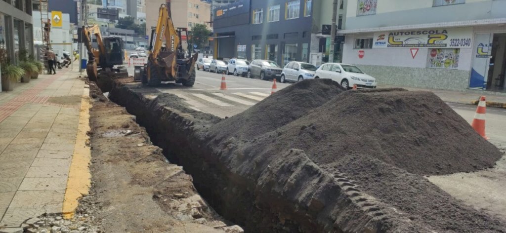 Assessoria de Imprensa / Prefeitura de Joaçaba - Obras na Av. Barão do Rio Branco