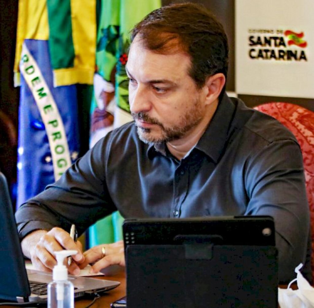 Foto: Mauricio Vieira / Secom - O governador informou que pretende buscar, em conjunto com os deputados e deputadas, a parceria da Assembleia Legislativa para a implementação da medida.