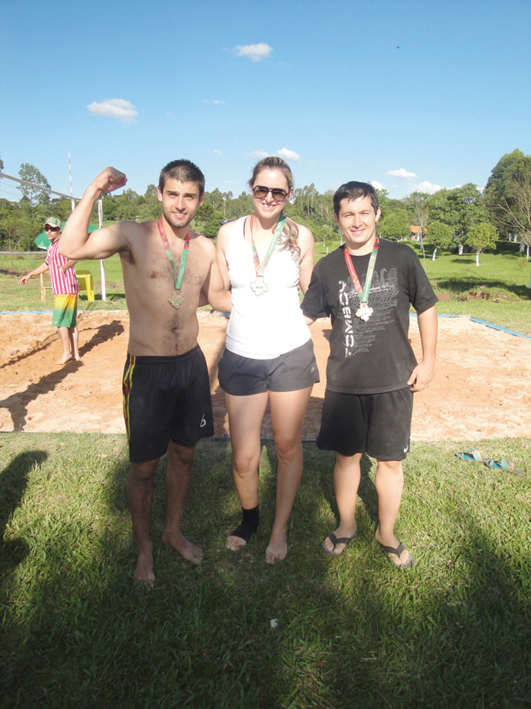 Time anitense de voleibol entre os melhores do estado