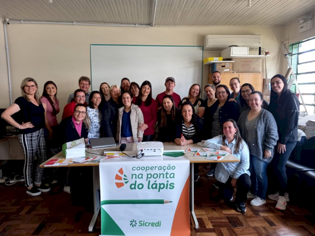 Professores participam de oficina de educação financeira promovida em Campo Belo do Sul/SC