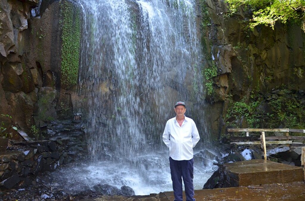 A beleza natural aliada a fé, faz da Cachoeira Nossa Senhora Aparecida um lugar espetacular