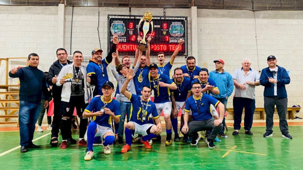 Final dos Campeonatos de Voleibol e Futsal 2022  em Pinhal da Serra