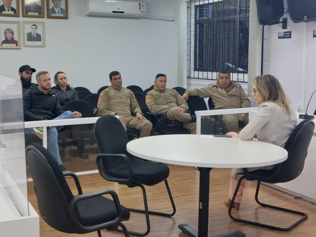 Em Anita Garibaldi, Ministério Público e polícias conversam sobre violência institucional contra mulheres e pedidos de medidas protetivas