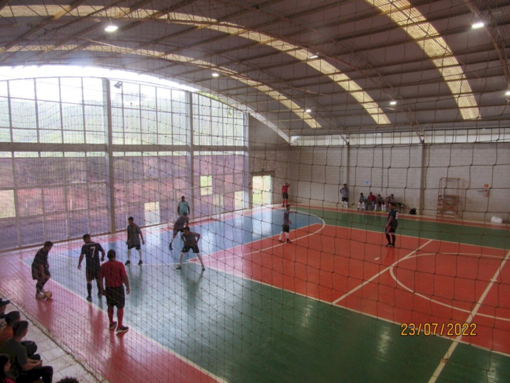 Inicia o 14º Campeonato  Municipal de Futsal de Pinhal da Serra