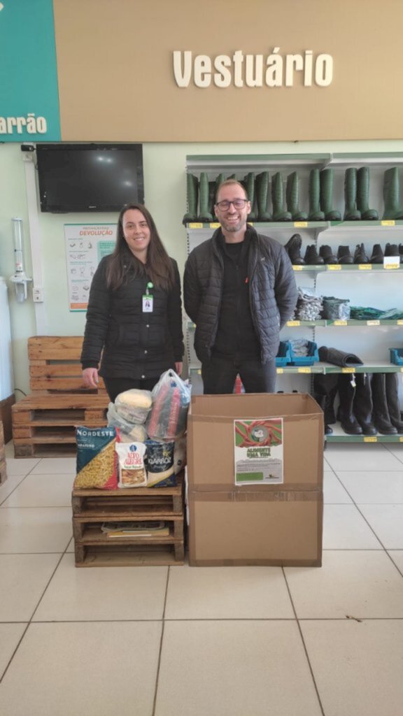 Copercampos distribui mais de 2,7 mil quilos de alimentos em Campanha Dia de Cooperar